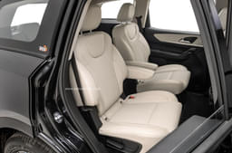 Mahindra Xuv700 Second Row Seats